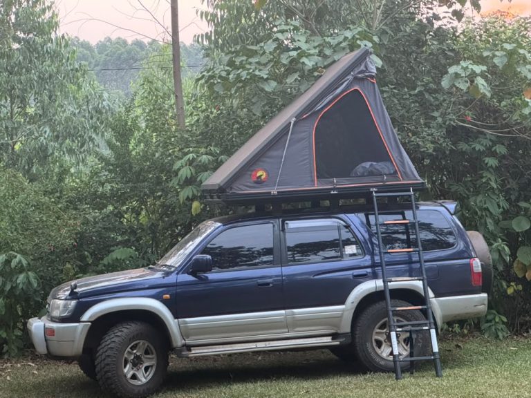 Toyota Surf With Roodtop Tent
