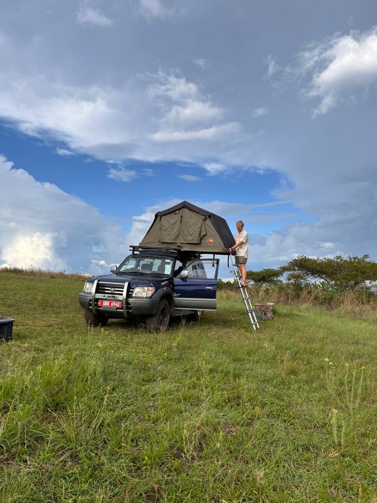 Land Cruiser with Rooftop Tent
