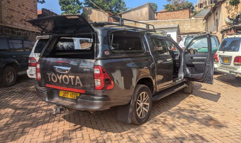 Toyota Hilux Double Cab